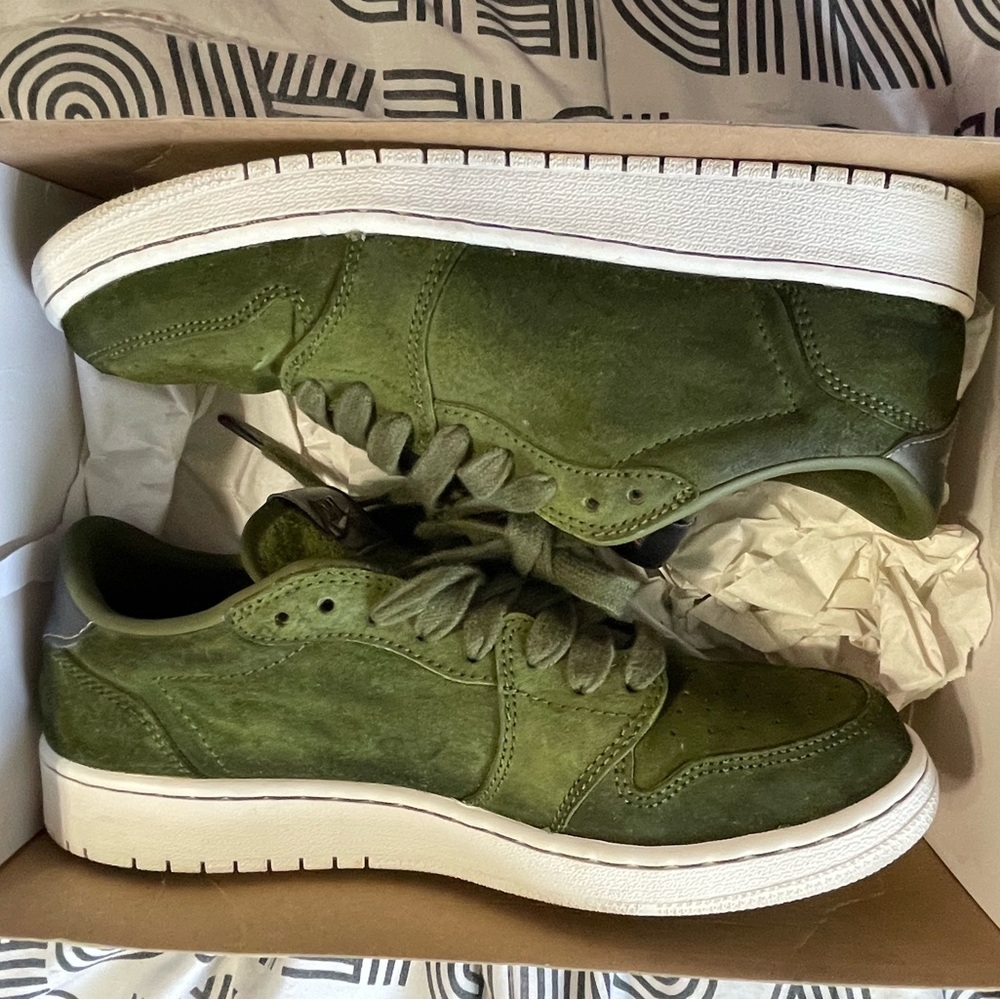 Low Top Retro Jordan 1’s